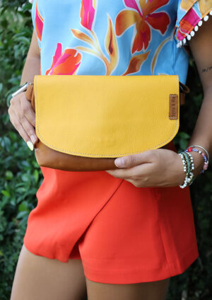 Medium Toffee Bag Yellow Flap LF04