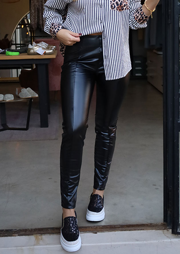 Amore Faux Leather Seamed Leg High Waist Leggings - Image 2