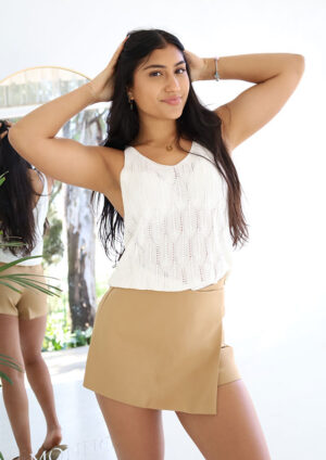 Featherbrooke Knitted V Neck White Top