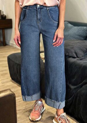 Bounders Folded Cuff Distressed Straight Leg Light Blue Jeans