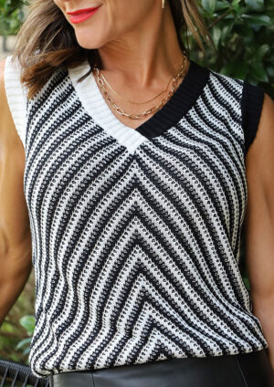 Craddock Contrast Chevron Knit V Neck Black Top