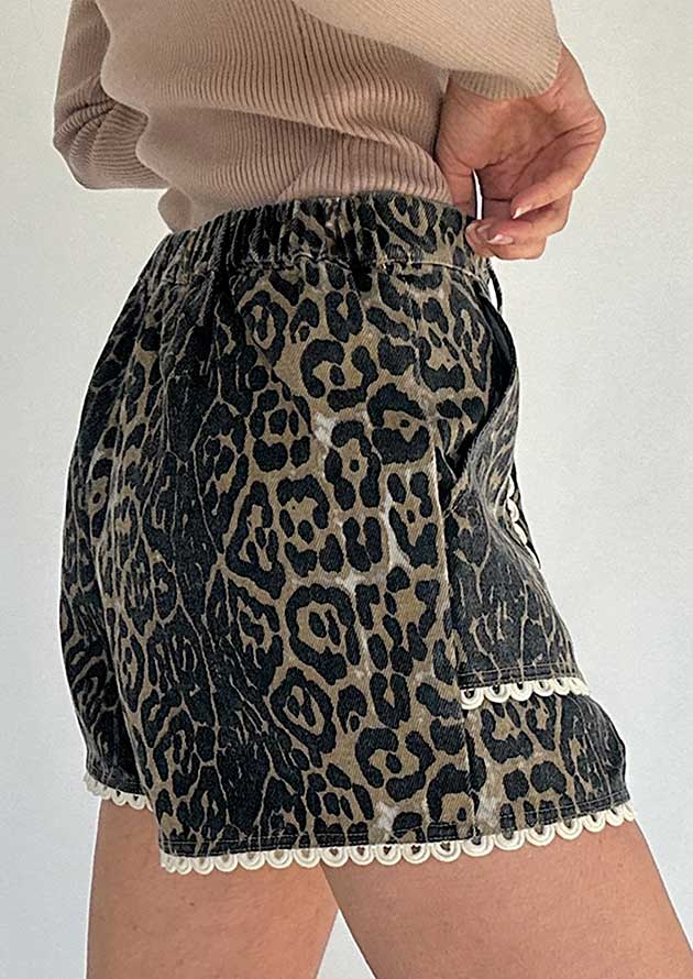 Eshowe Contrast Scallop Lace Trim Khaki Leopard Denim Short - Image 3