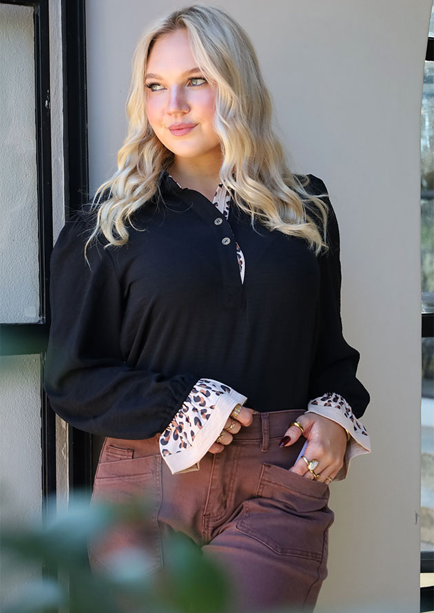 Norra Leopard Contrast Polo Collar Long Sleeve Black Blouse - Image 2