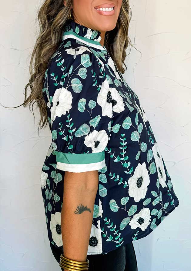 Sapree Floral Striped V Neck Short Sleeve Blue Blouse - Image 2