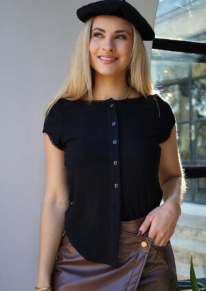 Soetdoring Ribbed Knit Buttoned Black Top