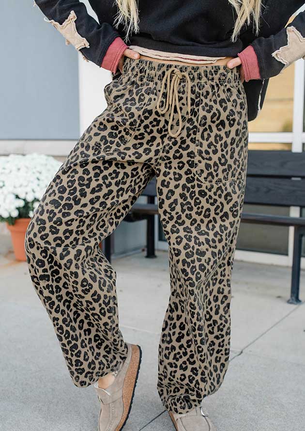 Kelvin Drawstring Elastic Waist Loose Leopard Denim Pants - Image 3