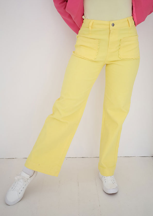 Sunny Scalloped Patch Pocket Shift Yellow Jeans