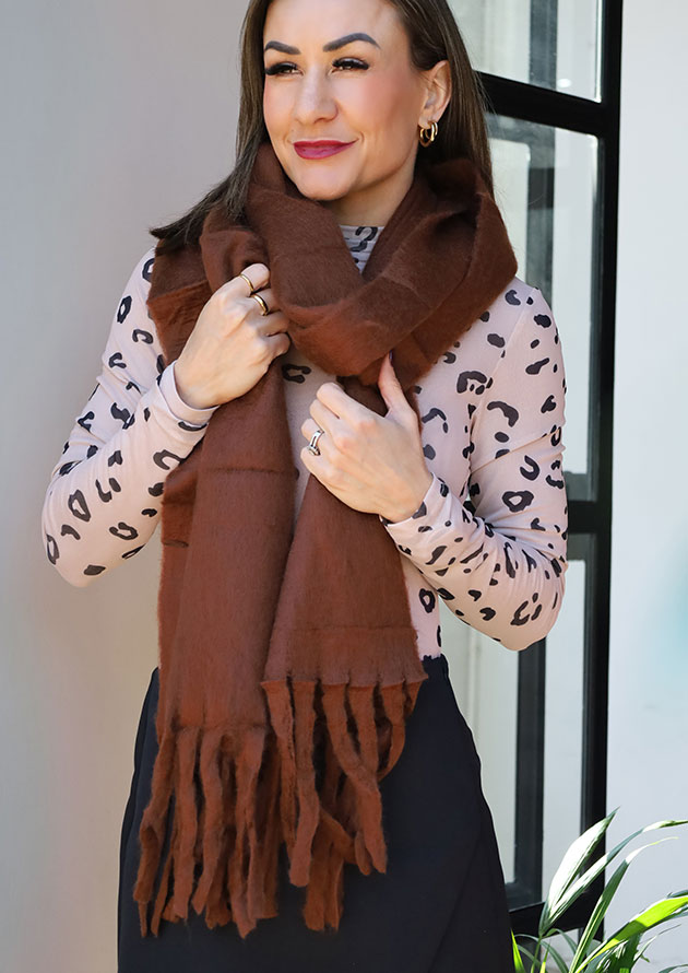 Snuggle Me Brown Tassel Scarf - LS67 - Image 2