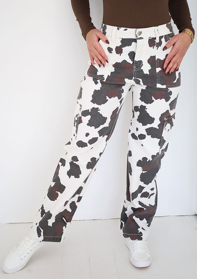 Sutton Cow Pocketed Jeans